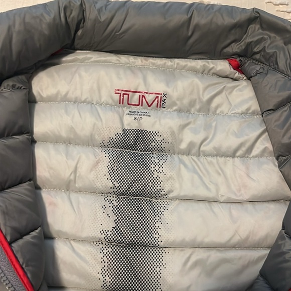 TUMI pax jacket. Only worn once - Picture 3 of 3